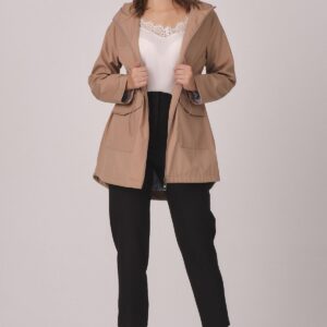 Water-repellent trench